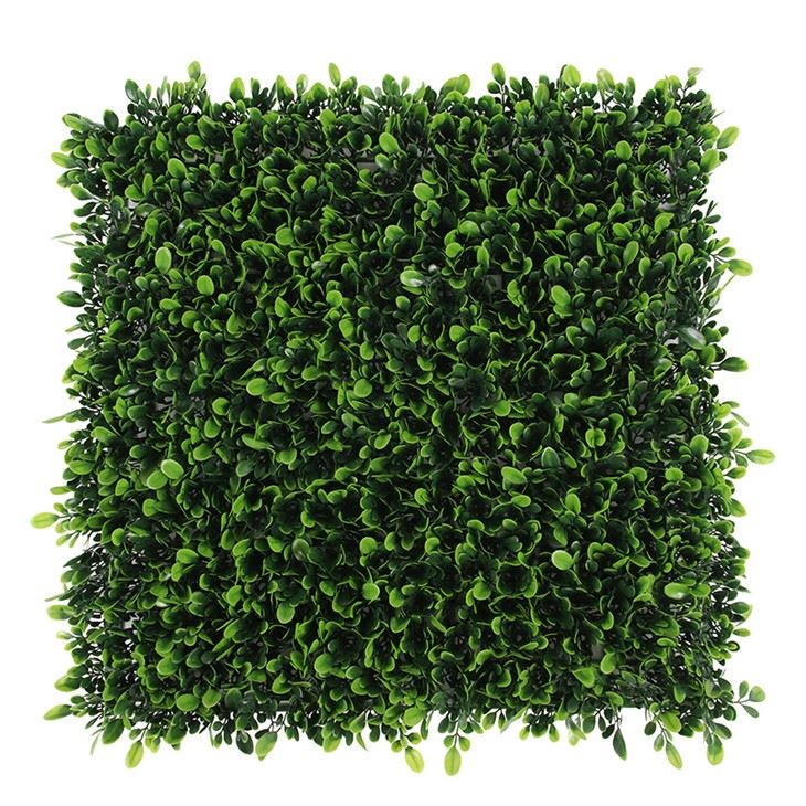 New green plastic artificial fence
